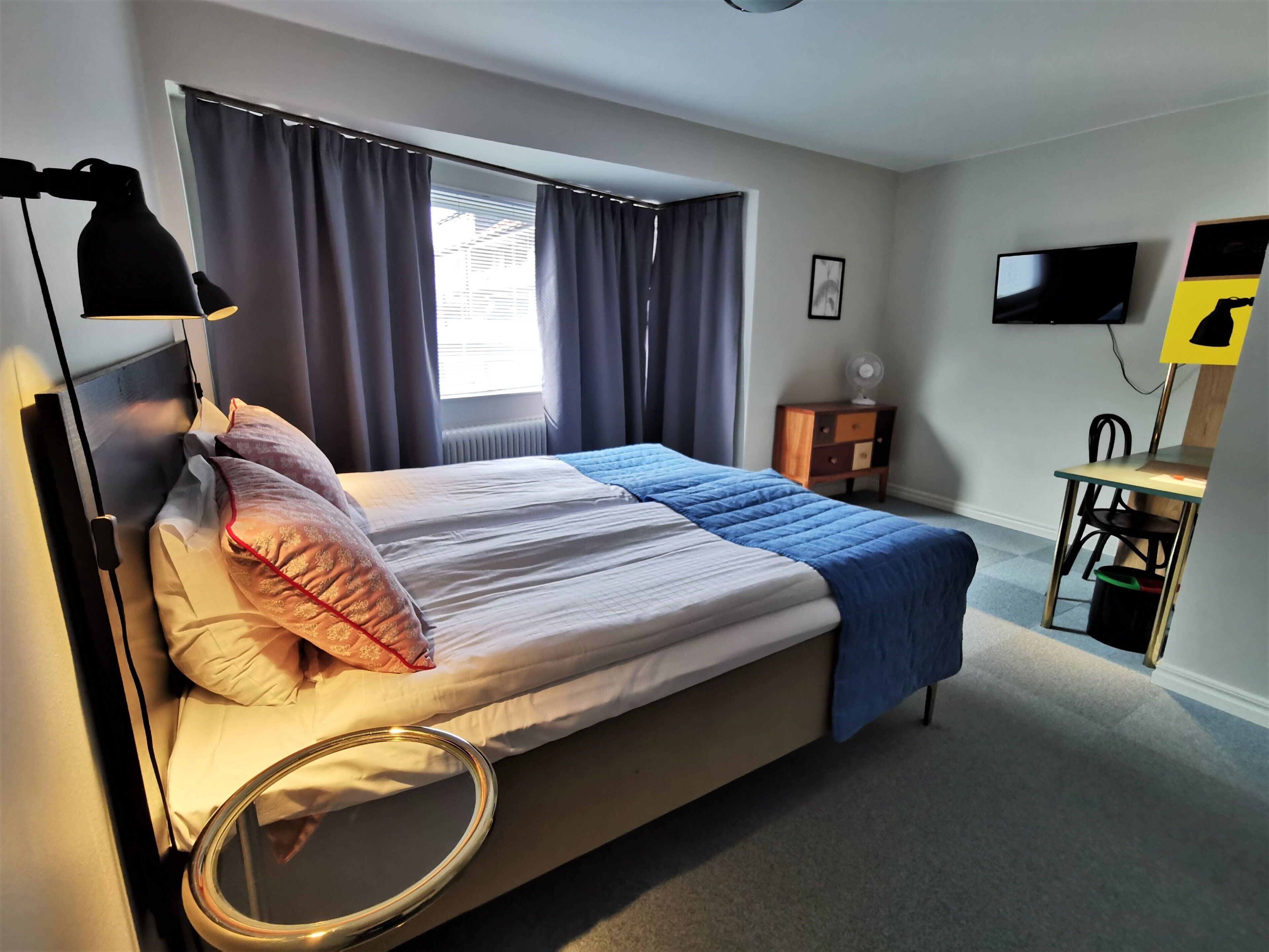 superior double or twin room, 2 single beds | in-room safe, desk, laptop workspace, blackout curtains