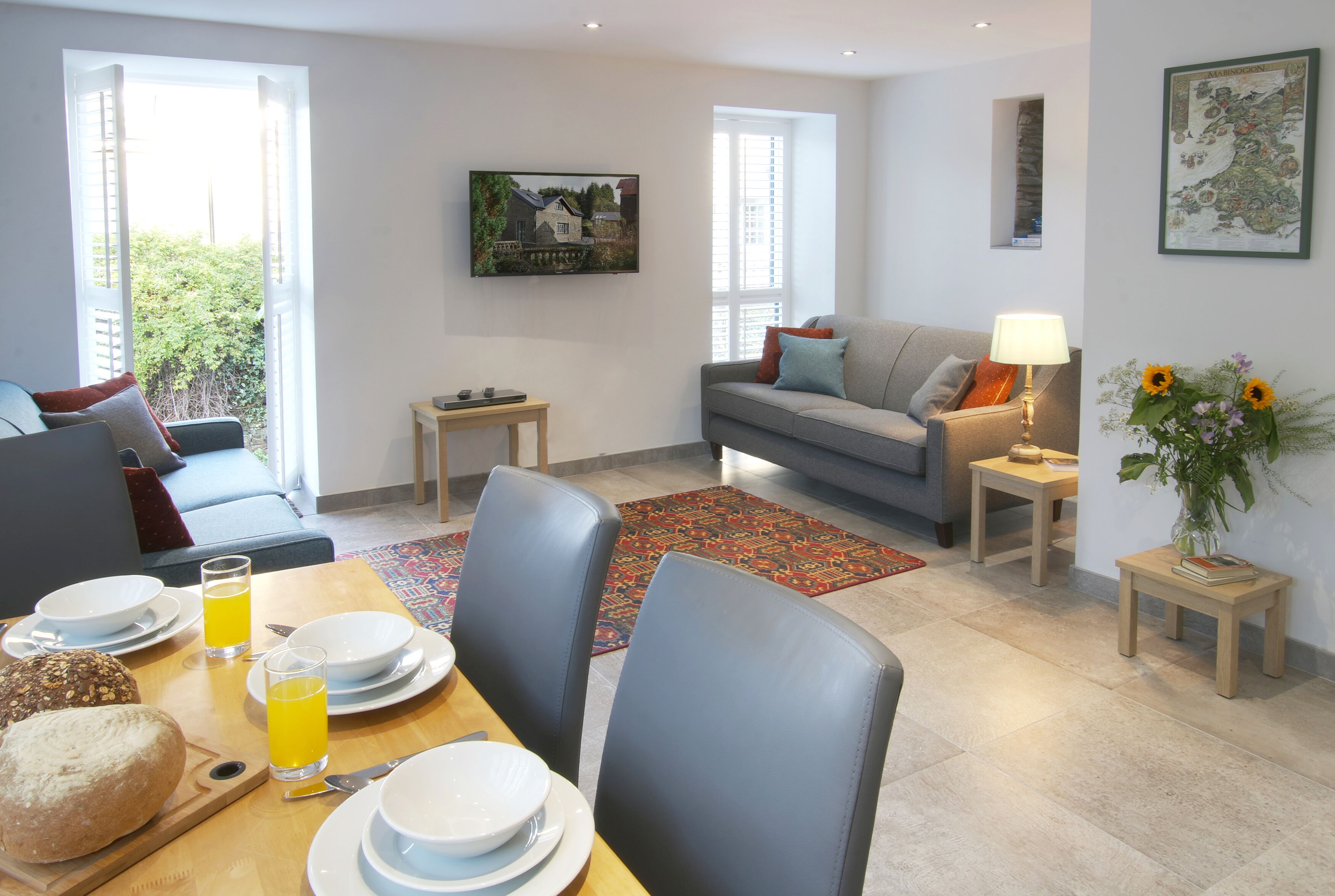 Luxury Cottage, 2 Bedrooms, River View (Lloc Llo) | Living area | Flat-screen TV