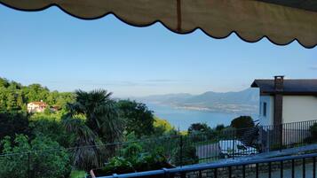 Lago