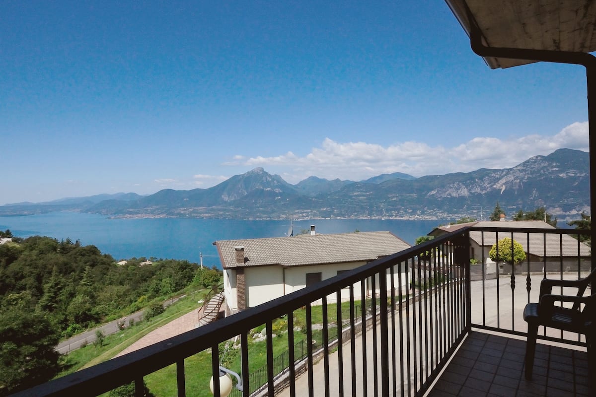 Standard Double Room, Balcony, Lake View | In-room safe, desk, free WiFi, bed sheets