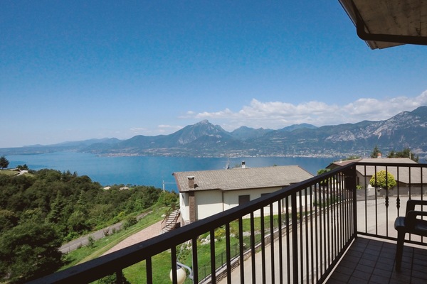 Standard Double Room, Balcony, Lake View | In-room safe, desk, free WiFi, bed sheets
