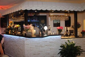 Bar (on property) - City Hotel Chemnitz (Chemnitz)