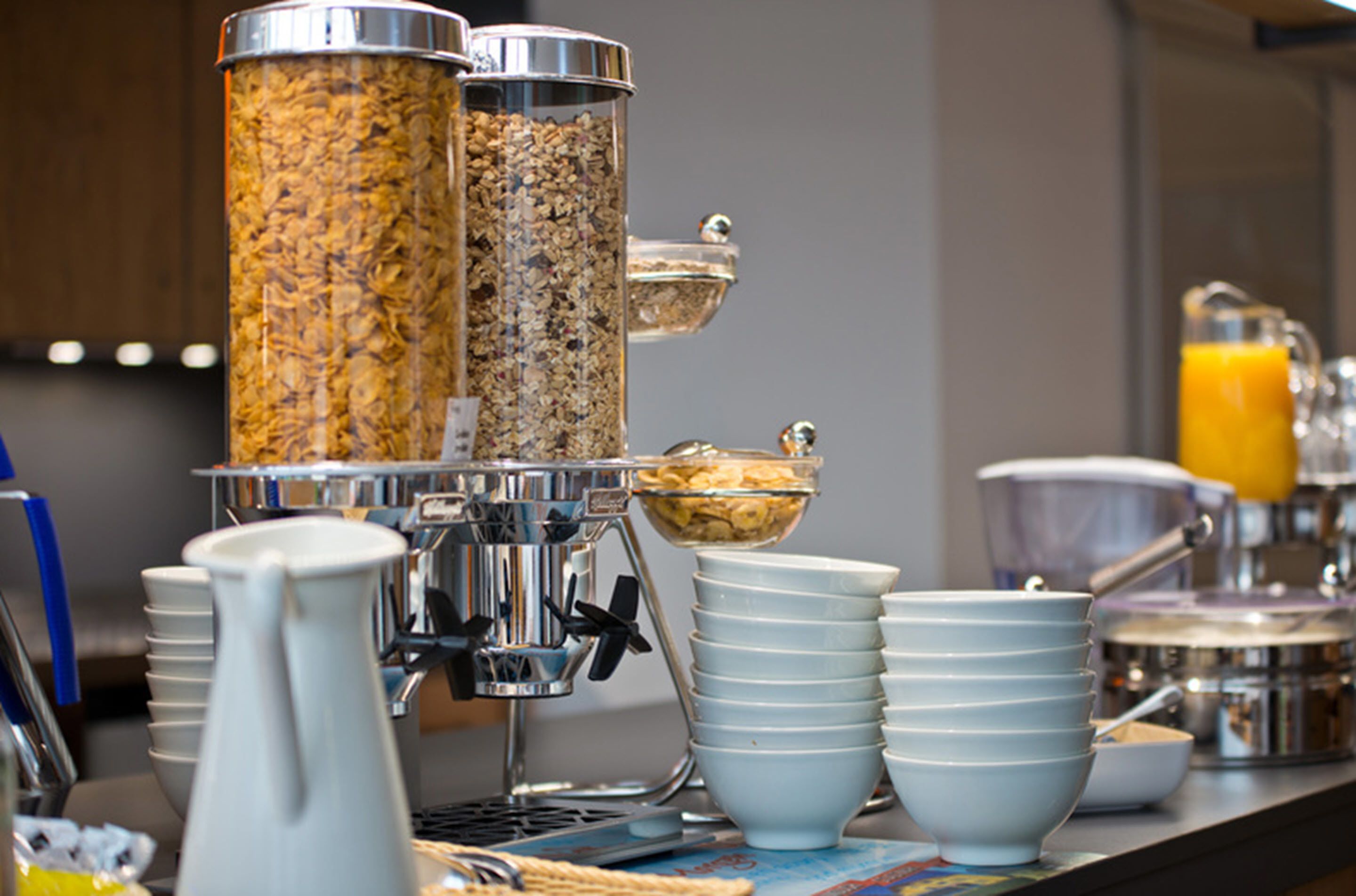 daily buffet breakfast (eur 7.90 per person)