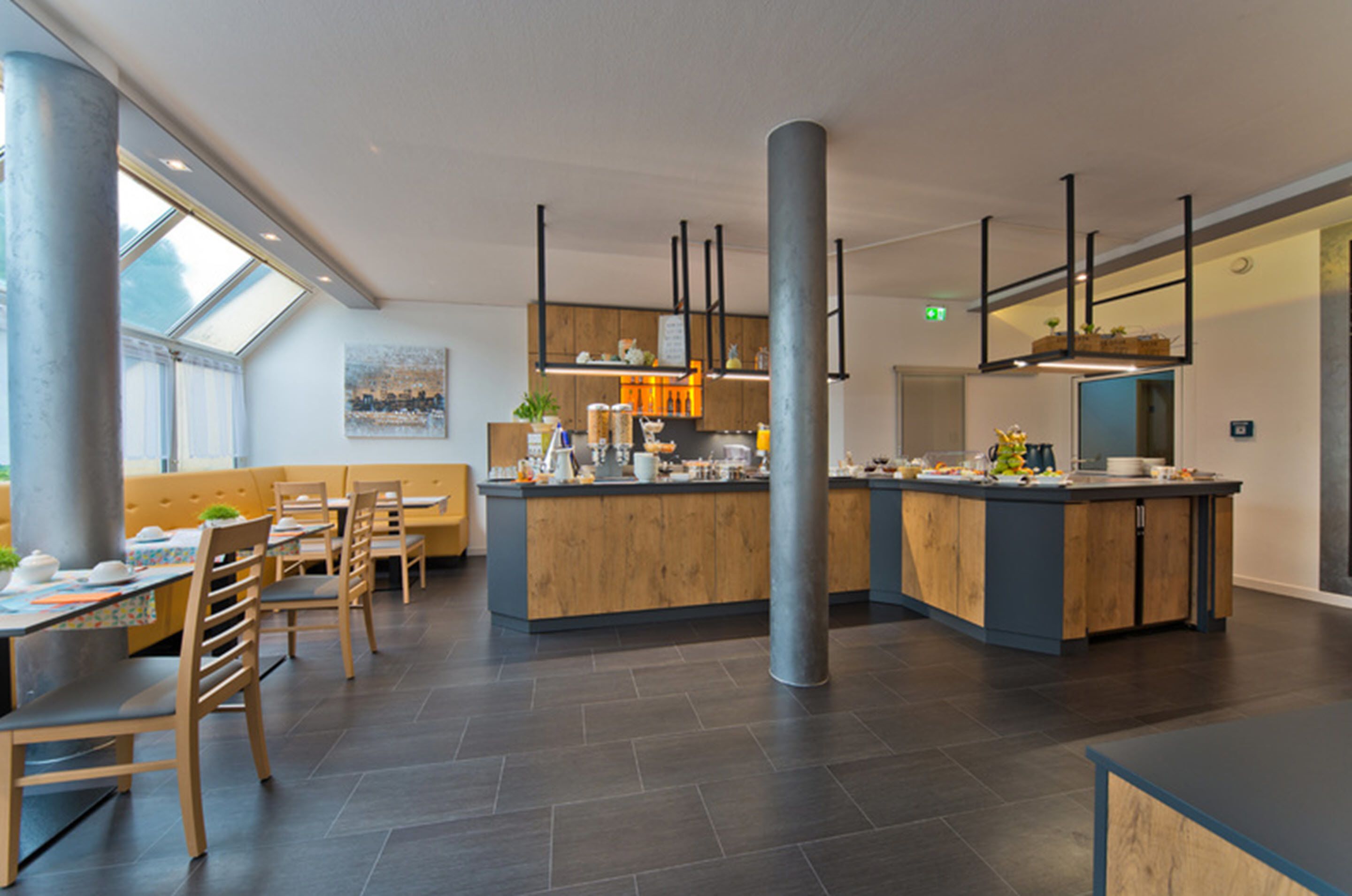 daily buffet breakfast (eur 7.90 per person)