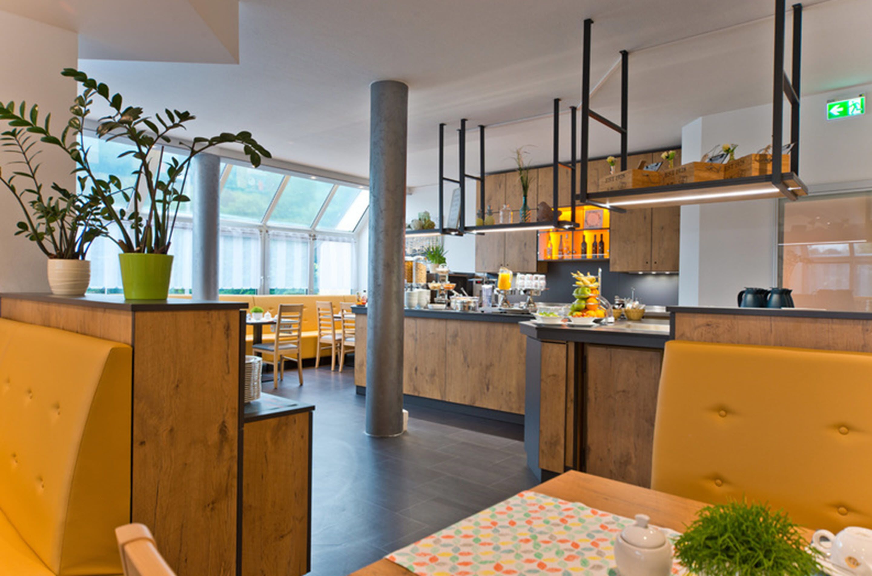 daily buffet breakfast (eur 7.90 per person)