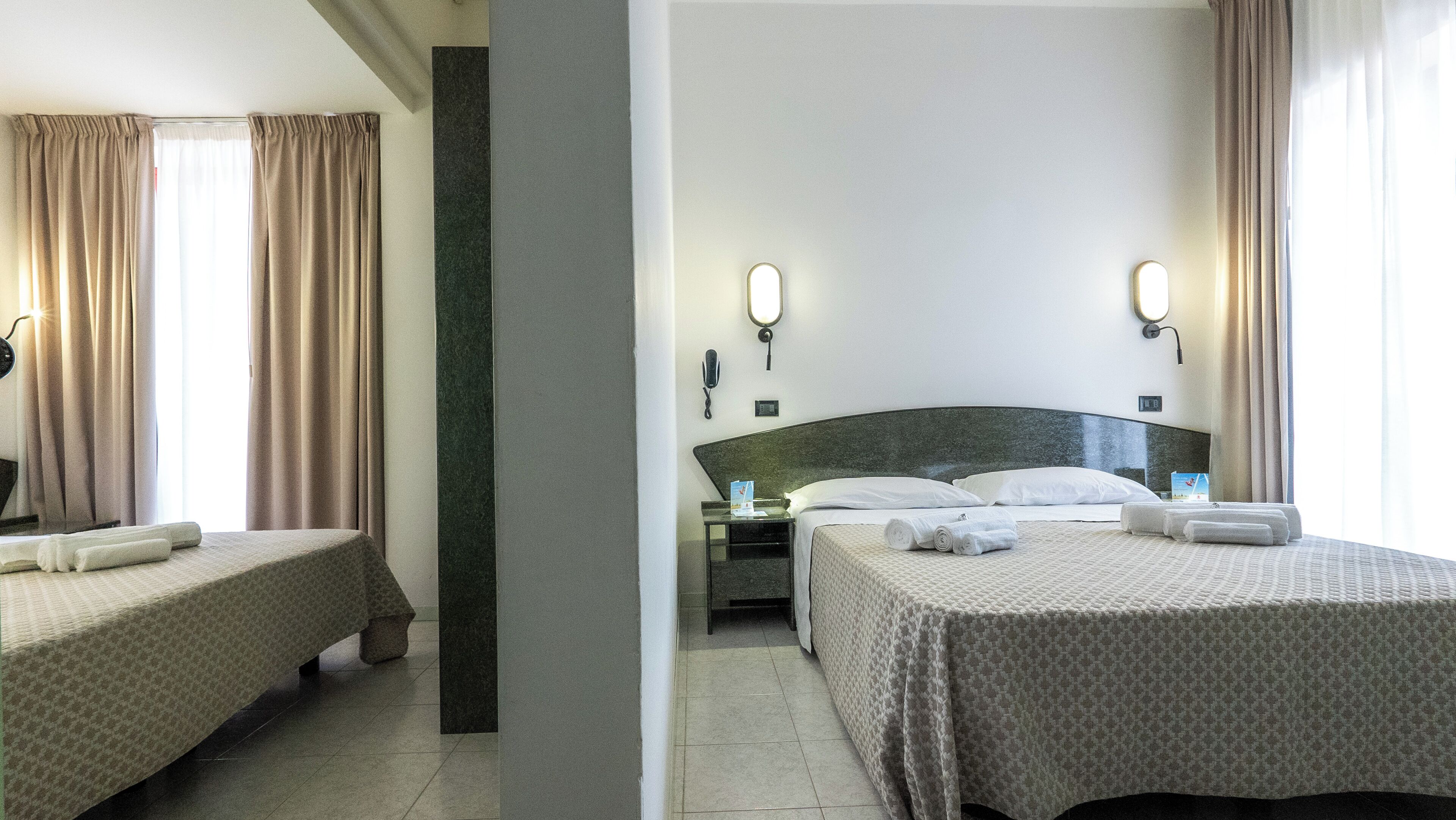 In-room safe, desk, free WiFi