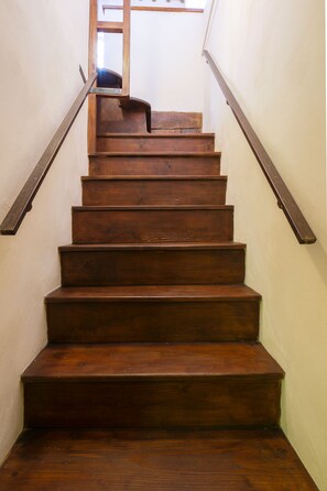 Chambre Simple, 1 lit une place, vue ville, dans la tour