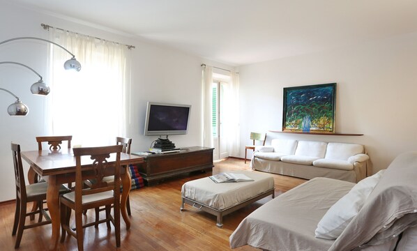 Apartment, 1 Bedroom | Living room - Beautiful terrace Santo Spirito (Florence)