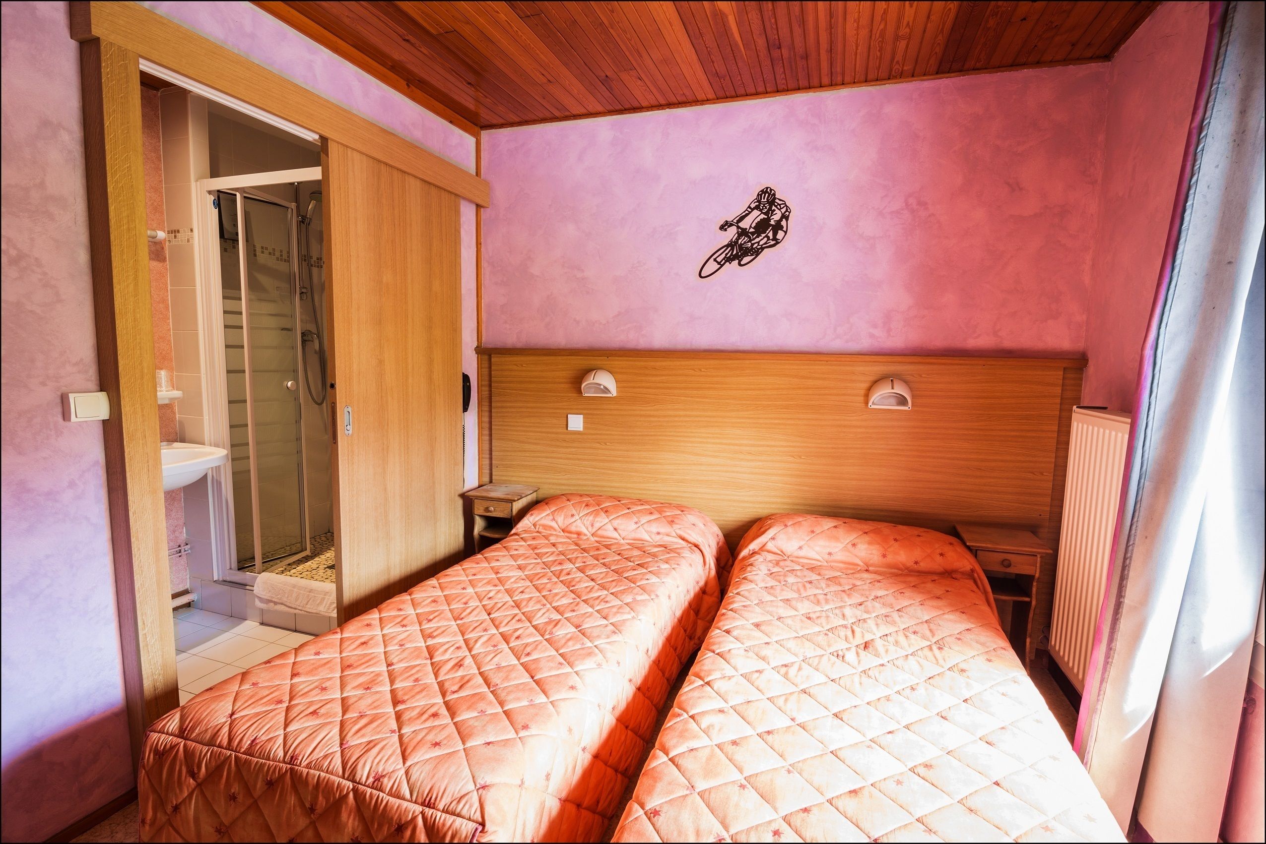 twin room | individually furnished, desk, blackout curtains, free cots/infant beds