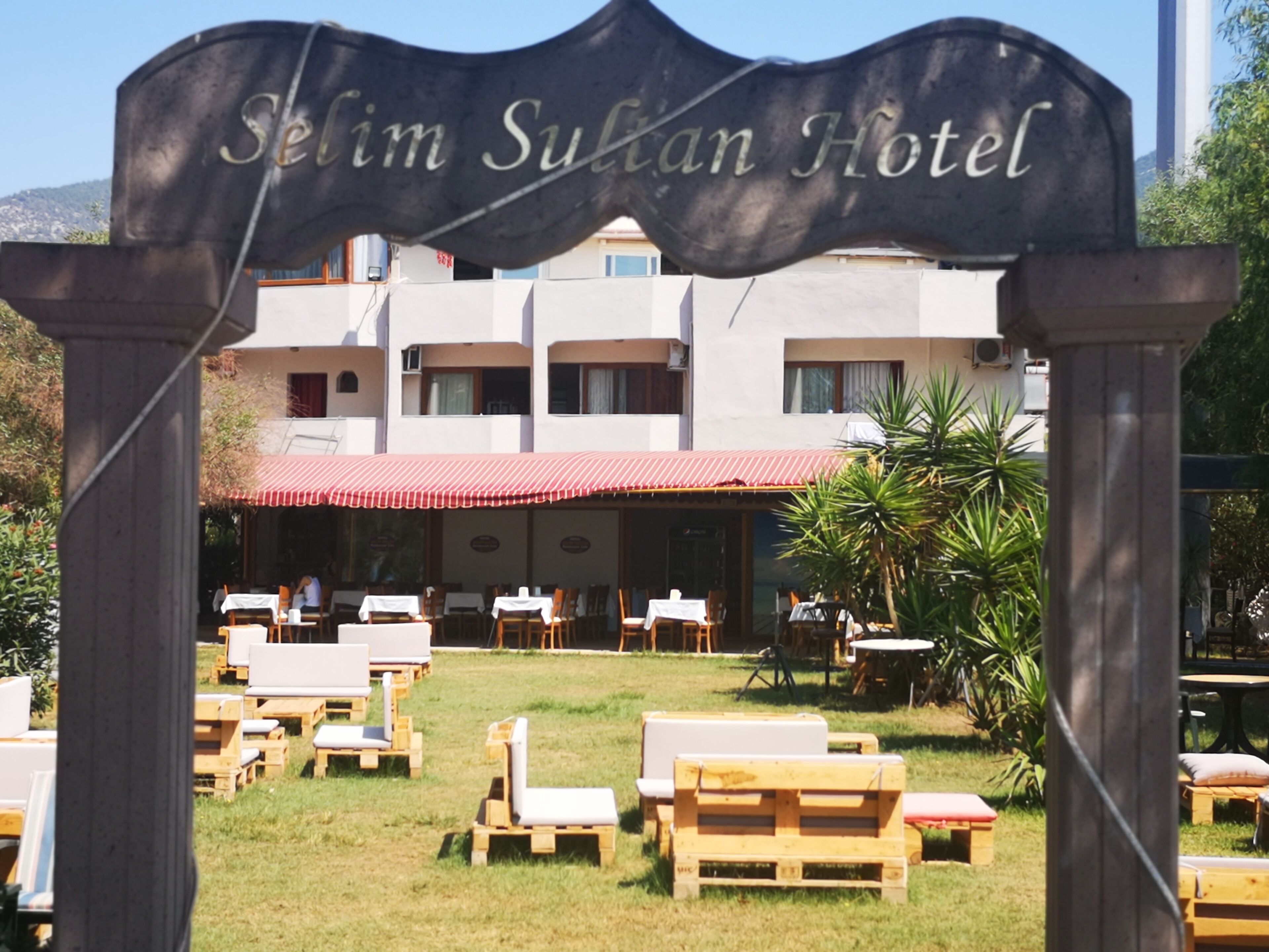 Deluxe-Zimmer, 1 Doppelbett oder 2 Einzelbetten, Balkon, Meerseite | Blick auf den Garten