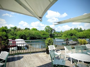 Balcony - Lord Bagenal Inn (Leighlinbridge)