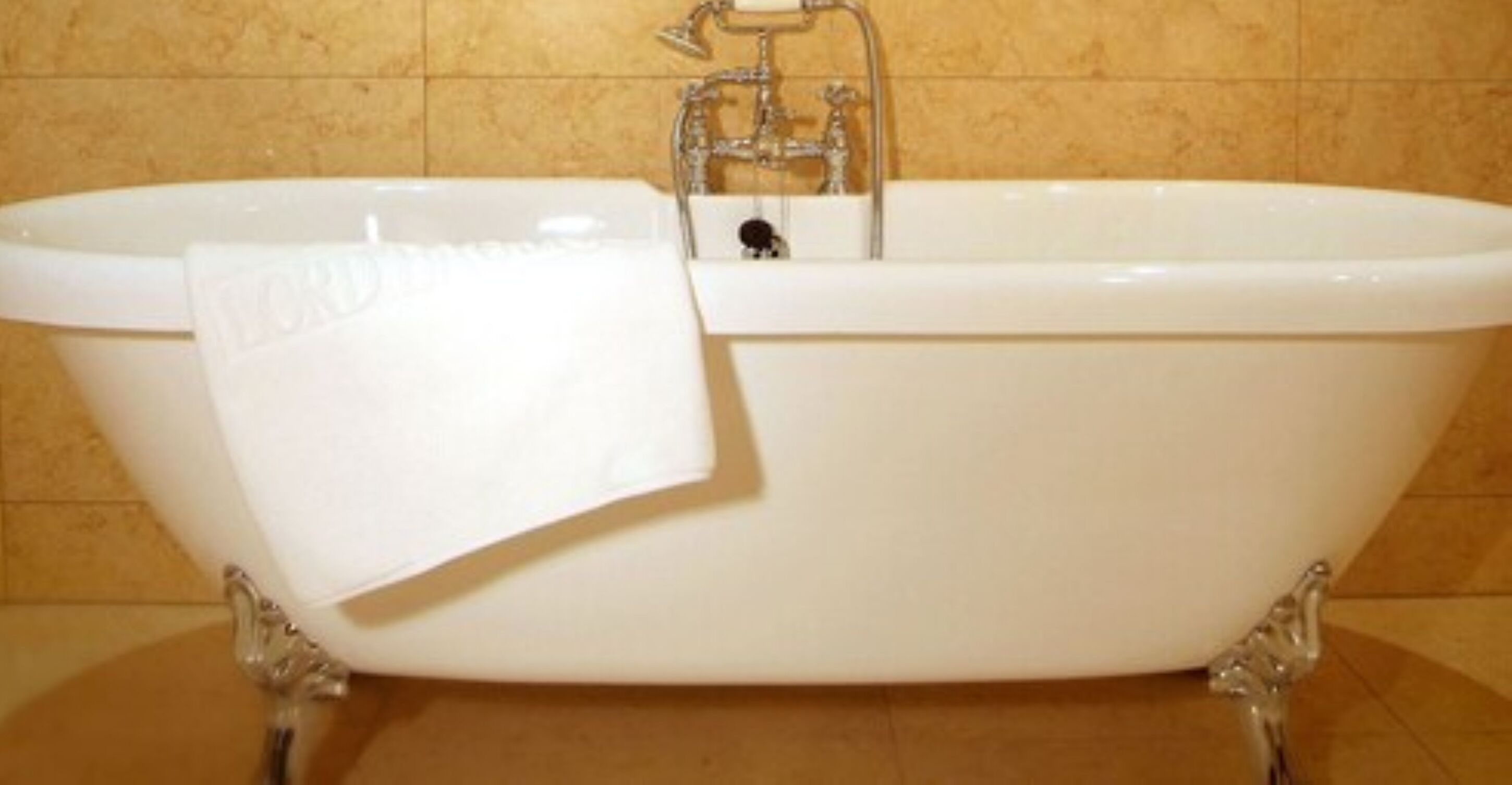 free toiletries, towels