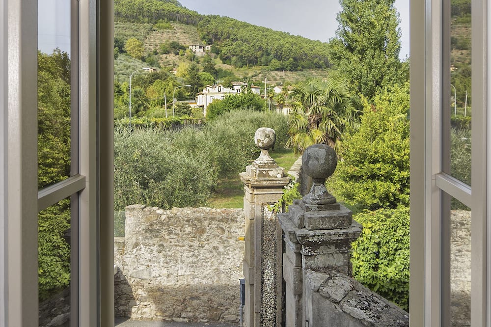 Art Gallery B&B - Buti