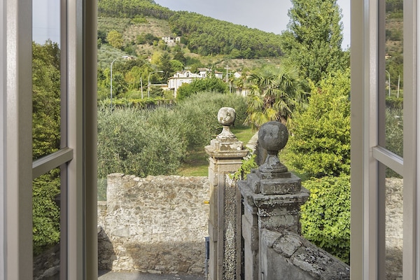 Pemandangan dari properti