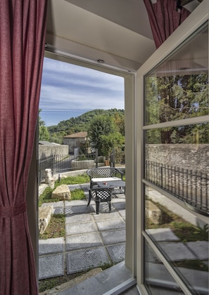 View from property - Art Gallery B&B (Capannori)