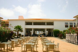 Breakfast and dinner served, local and international cuisine