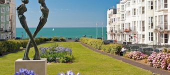 Hamptons Brighton