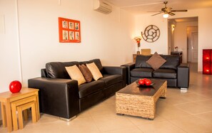 Appartement Standard, 3 chambres | Coin séjour