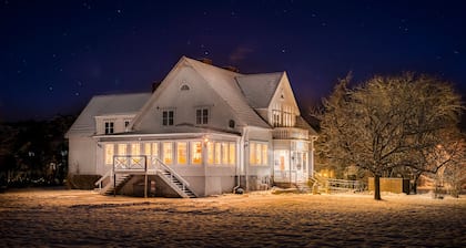 Villa Bro