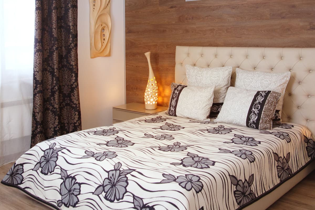 Casa Deluxe, terraza, vistas al lago | Ropa de cama de alta calidad, escritorio, wifi gratis