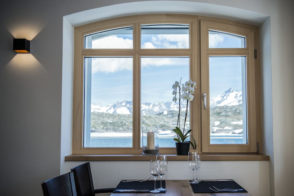 Hotel Grimsel Passhöhe