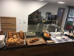 Petit-déjeuner buffet compris tous les jours