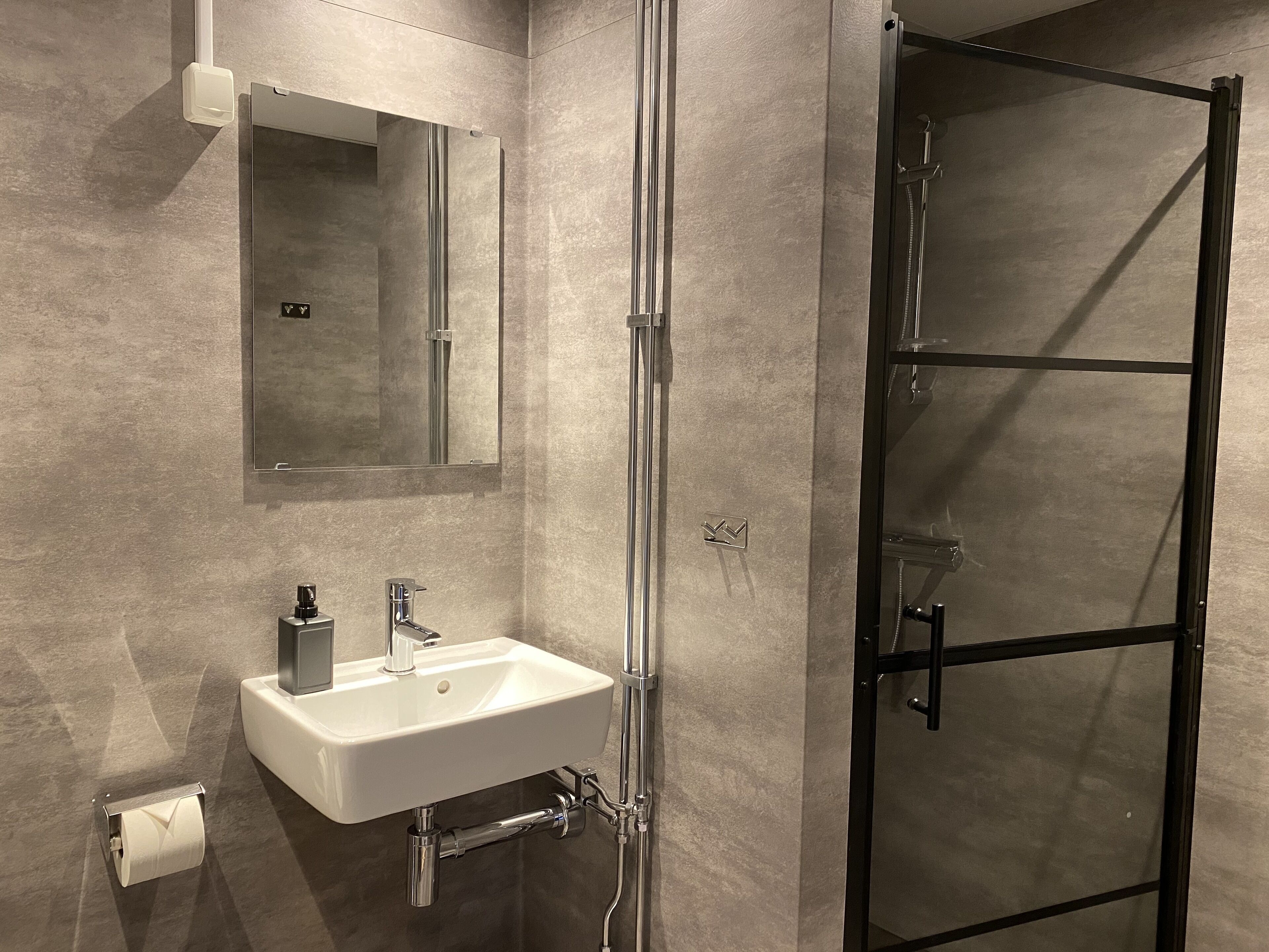 1 bedroom, premium bedding, blackout curtains, soundproofing