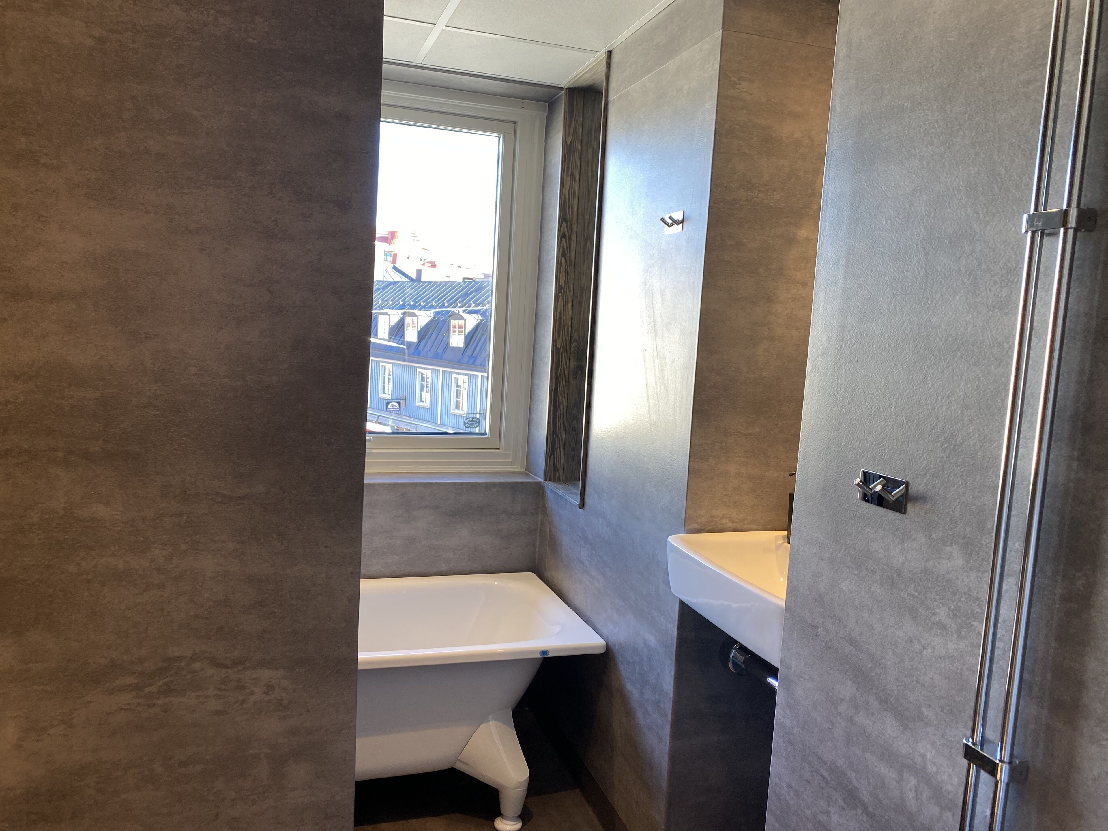 double room, city view | bathroom | shower, towels