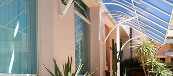 ลาโรซา ดิ เนตตูโน