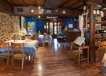 Micro Hostal La Puerta del Perdon