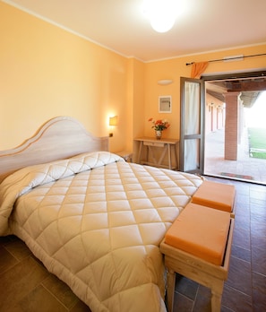 Standard-Doppelzimmer, Gartenblick | Hochwertige Bettwaren, Schreibtisch, schallisolierte Zimmer, Babybetten