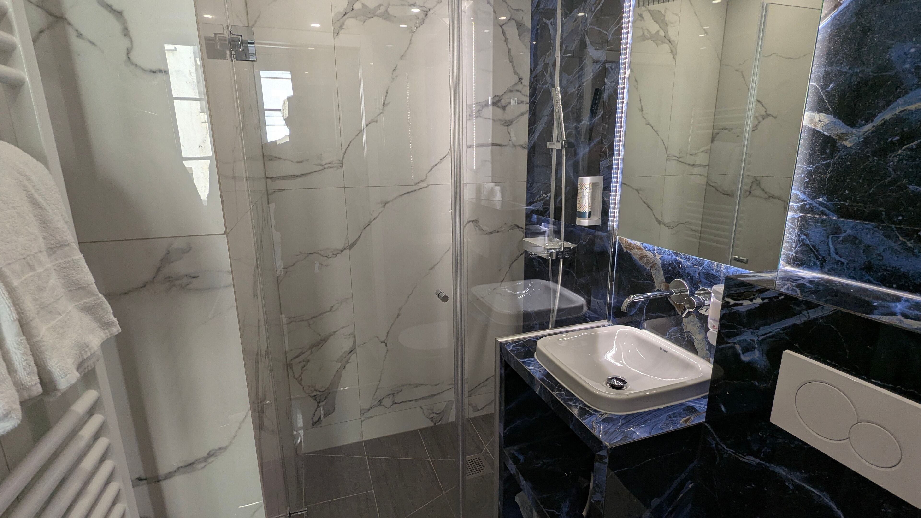 Single Room | Bathroom sink