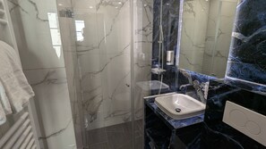 Single Room | Bathroom sink - Hôtel Jean Bart (Paris)