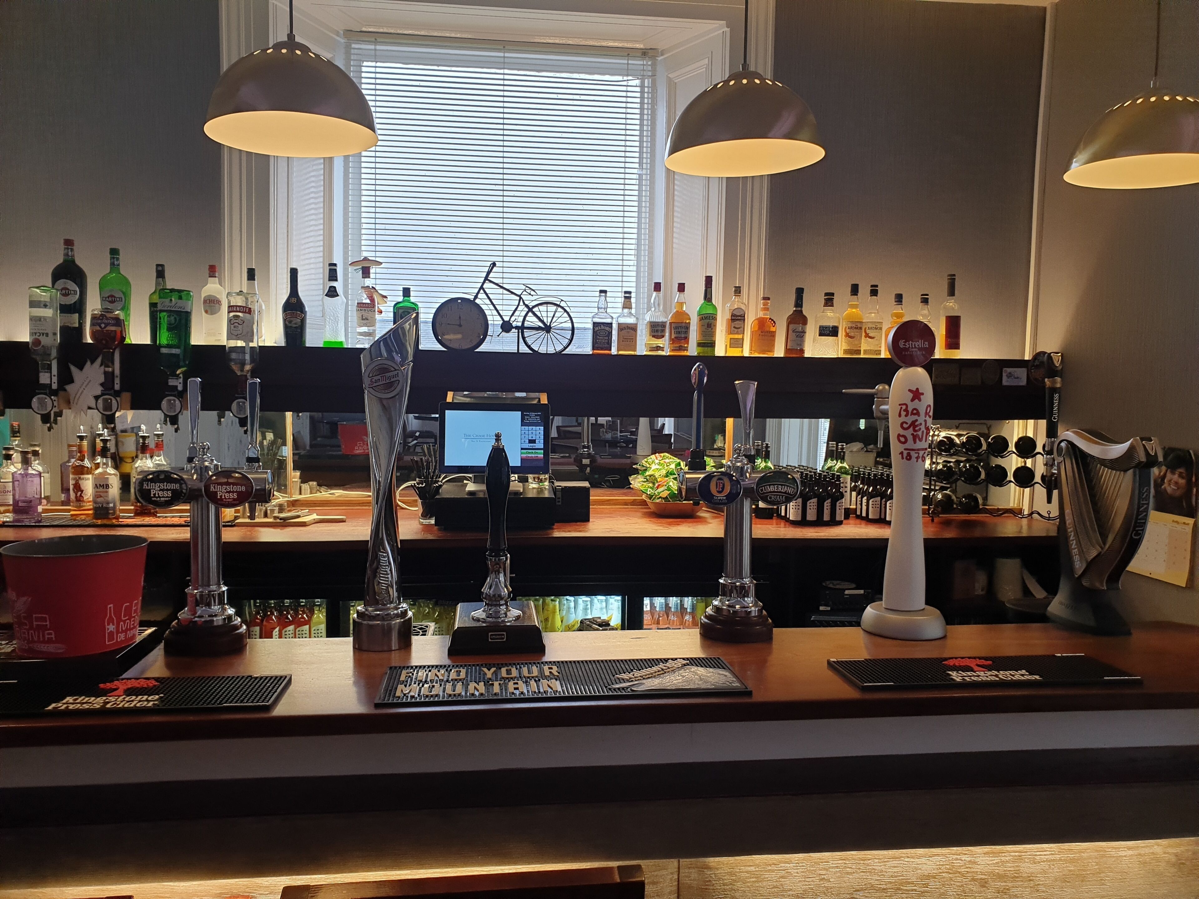 Bar (en la propiedad)