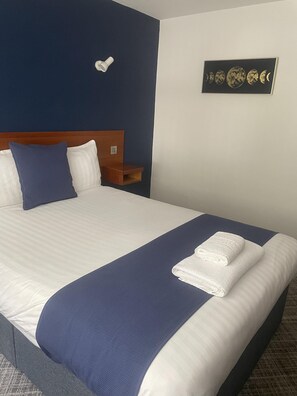 Standard Double Room, Ensuite | Premium bedding, laptop workspace, iron/ironing board, free WiFi - Chase Hotel (Whitehaven)
