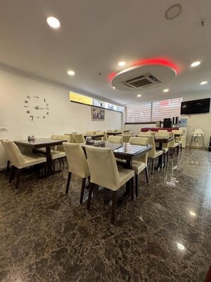 Restaurant - ENS HOTEL (Istanbul)