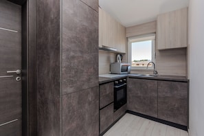 Apartment, Sea View, A5 | Eigene Küche | Kühlschrank, Mikrowelle, Ofen, Herdplatte