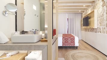 Superior-Doppelzimmer (FIL More) | Badezimmer | Dusche, kostenlose Toilettenartikel, Haartrockner, Handtücher