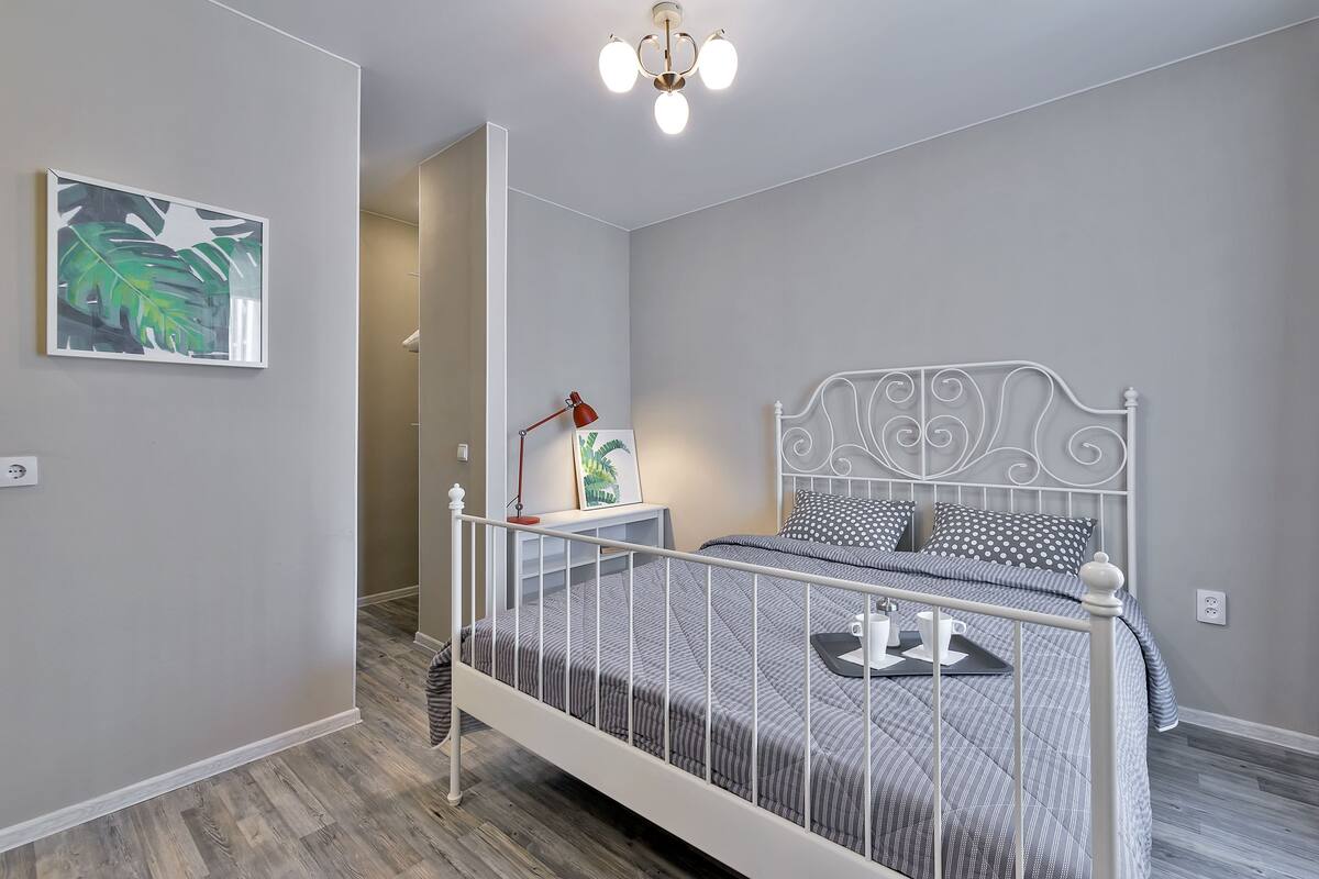 Desk, soundproofing, iron/ironing board, cots/infant beds