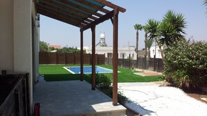 Outdoor pool - Alexandria Villas (Frenaros)