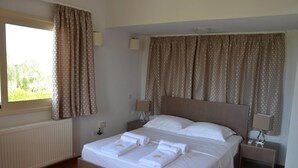 Family Villa, 3 Bedrooms, Accessible, Resort View - Alexandria Villas (Frenaros)