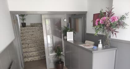 Hostal Cruce