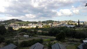 View from property - Hostal Cruce (Villafranca del Bierzo)