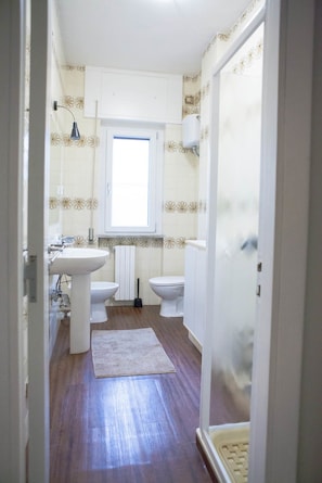 Free toiletries, hair dryer, bidet, towels