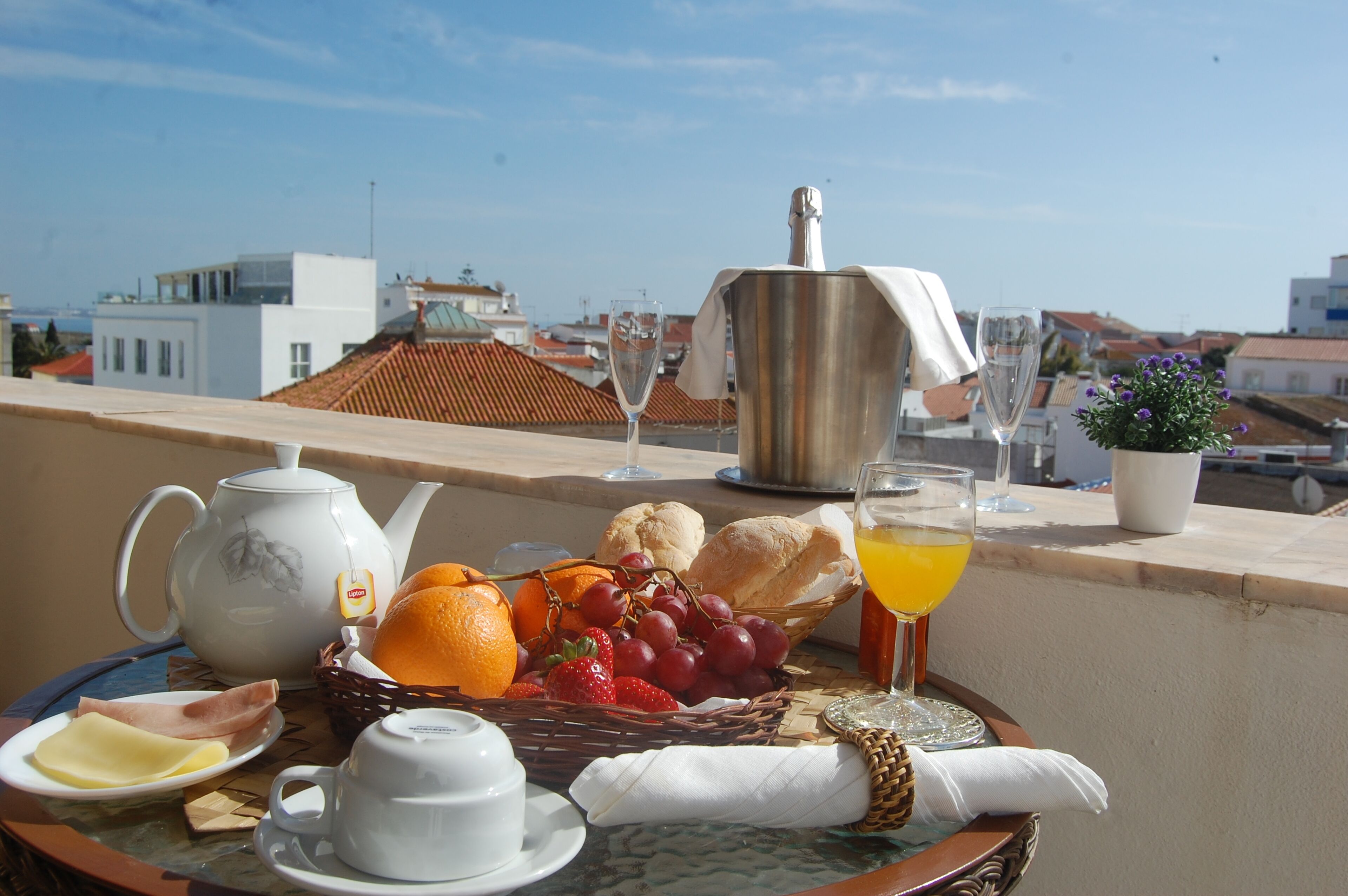 Photo - Suites Inn Lagos