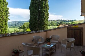 Balcony - Agriturismo Pretenzano (Volterra)