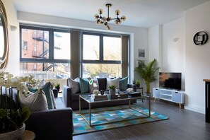 Signature Apartment, 2 Bedrooms, Non Smoking, City View | View from room - Upton Road Apartments (Watford)