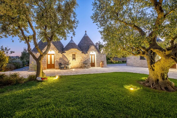 传统独立别墅 (Trullo Dell'Aia) | 笔记本电脑工作区、熨斗/熨板、免费婴儿床、免费 WiFi