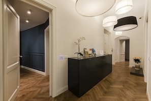 Interior entrance - Daphne Guest Hause (Florence)