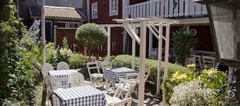 Garvaregården Hotel and B&B